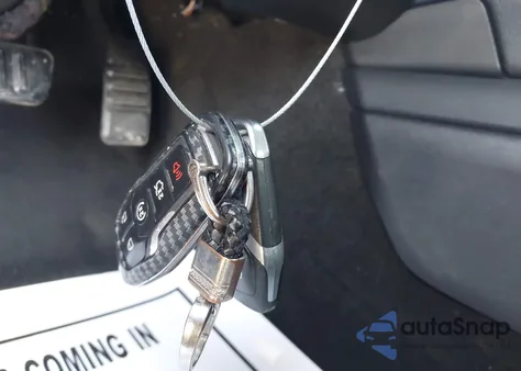 2016 Ford Mustang V6 from USA, damaged, VIN 1FA6P8AM4G5260023